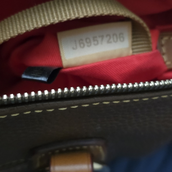 Dooney & Bourke Bristol satchel w/accessories - Picture 6 of 13